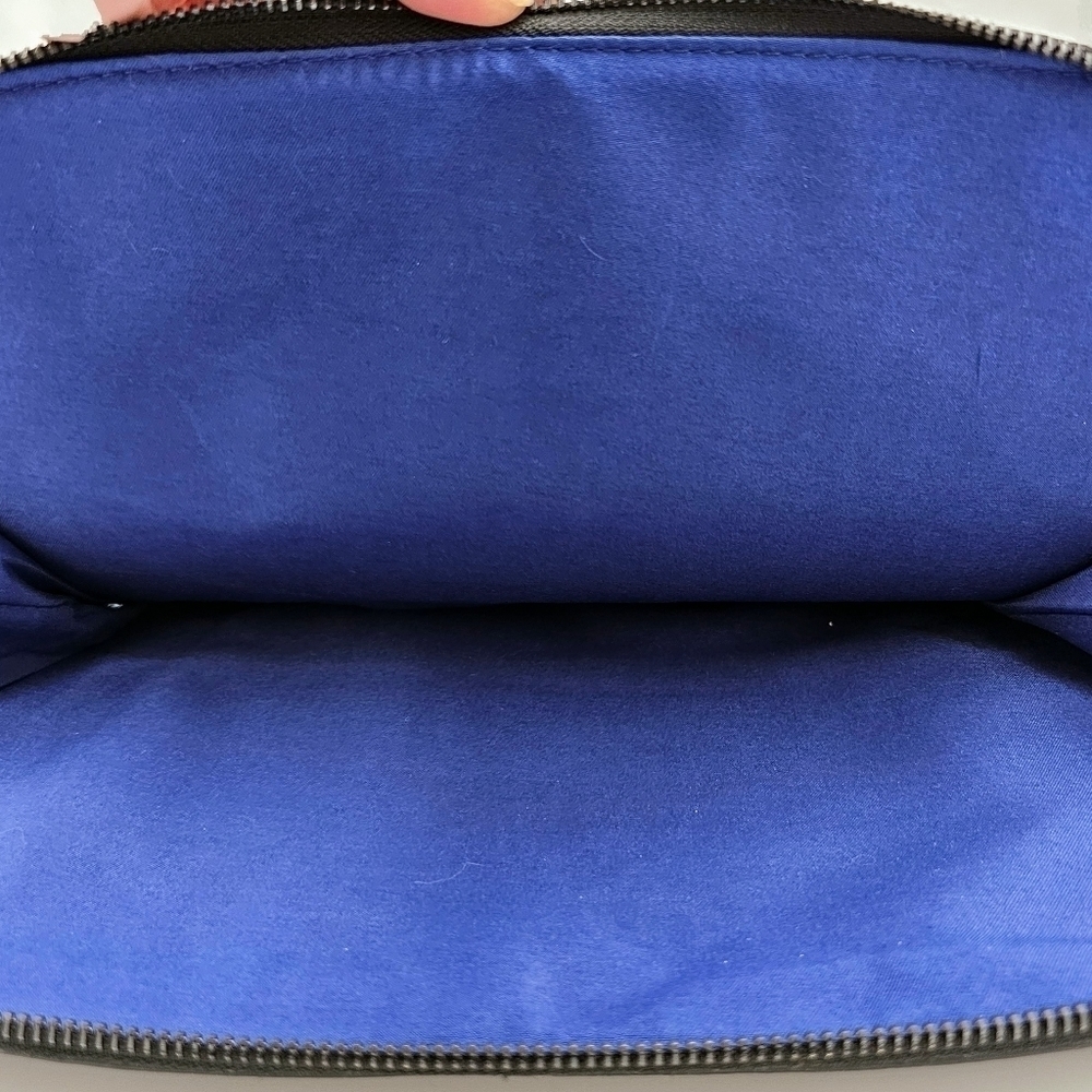 ADRIENNE VITADINNI Black messenger bag with adjustable strap - Picture 7 of 16